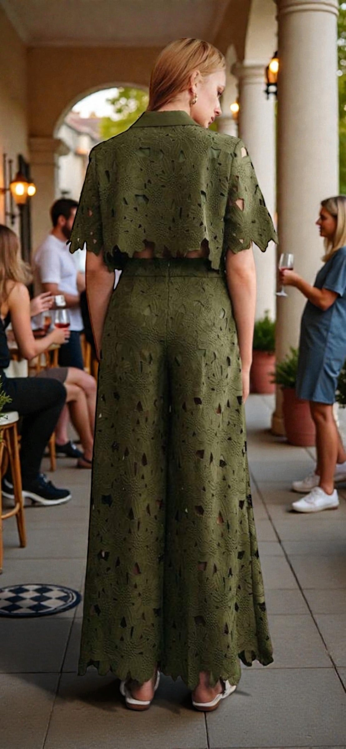 Ensemble Deux Pièces Dentelle Bohème Femme – Top Court et Pantalon Long – Vert Olive & Blanc Ivoire