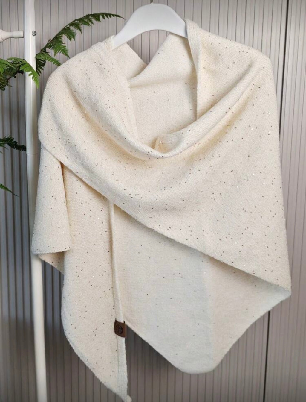 Châle Femme en Laine Écru Pailleté – Étole Douce en mélange de laine et cachemire