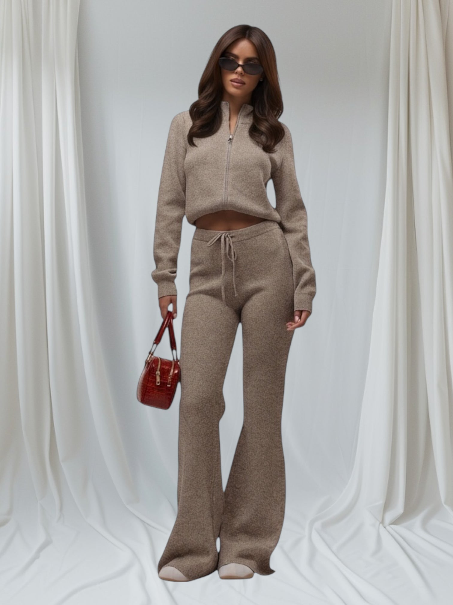 Ensemble femme deux pièces beige – Pull zippé court & pantalon évasé taille haute en maille douce